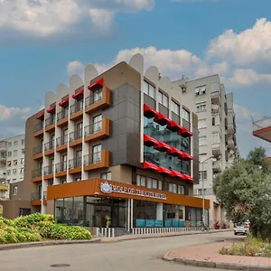 Hotel Wolf Of The City & Spa, Antália