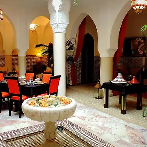 Riad Nirvana ***
